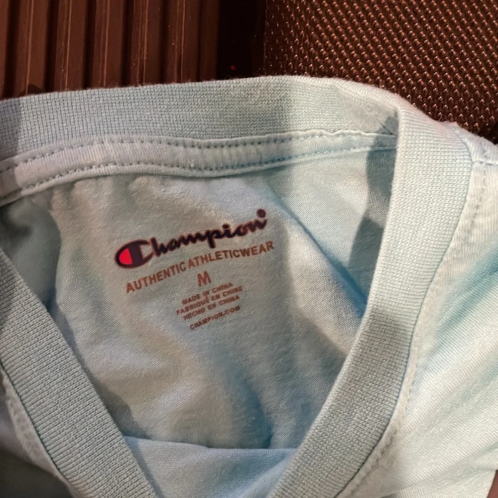 5 different tshirts - Picture 9 of 11